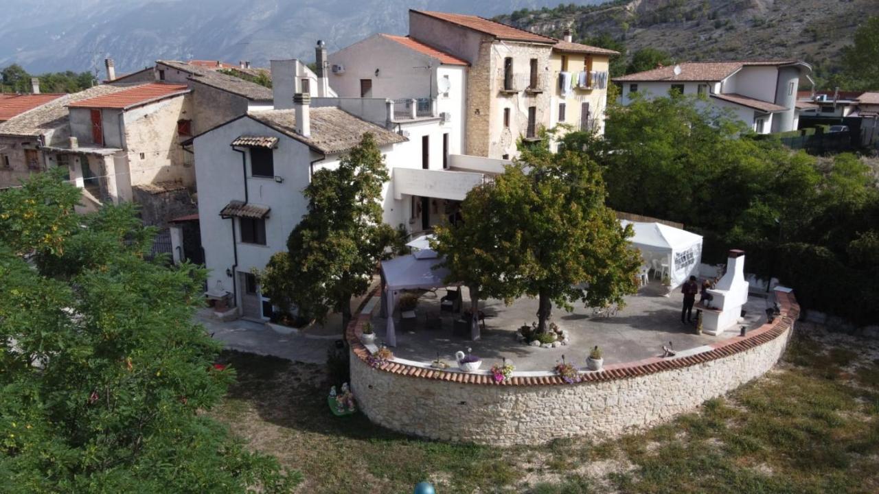 "Il Miglio" Country House Pettorano sul Gizio Buitenkant foto